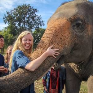 Meet your Posher, Mandy